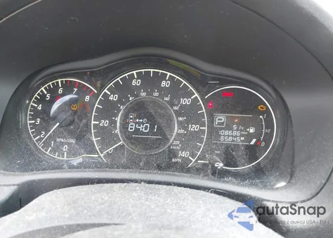 2015 Nissan Versa Note S (Sr)/S Plus/Sl/Sr/Sv z USA, uszkodzony, nr VIN 3N1CE2CPXFL403534